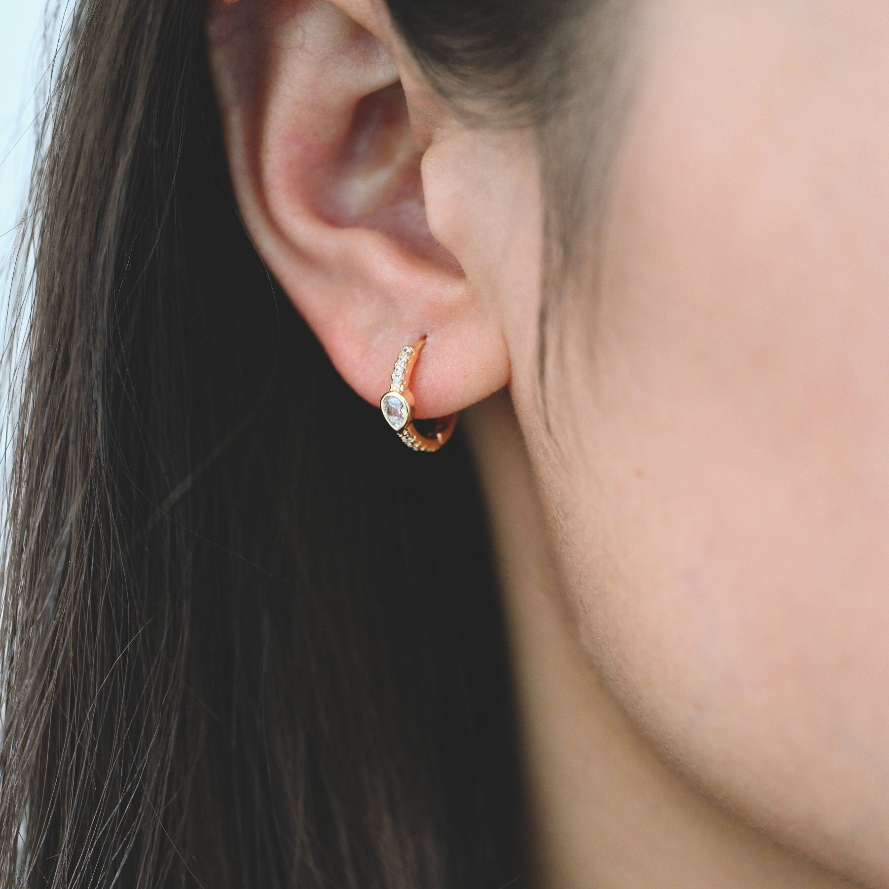 4pcs CZ Pave Teardrop Hoop Earrings, Round Leverback Ear Hooks 14mm, 18K Gold plated Brass, Earring Component Findings (GB-3826-E)